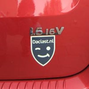 Daciast.nl sticker op een Logan MCV