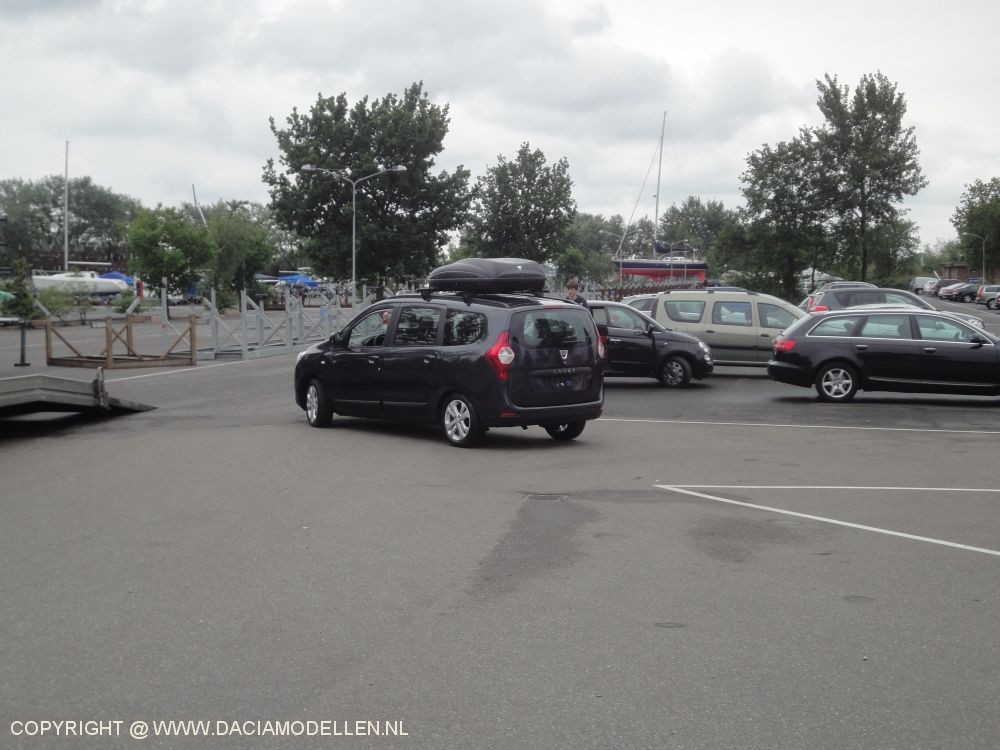 Afsluiten van de Dacia Fandag 2012 in Almere