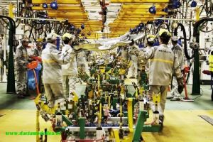 dacia-lodgy-tijdens-de-produktie-in-de-fabriek-in-marokko-26