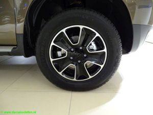 Duster Black Shadow