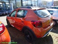 Dacia Sandero in Orange Ocre