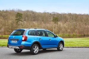 Logan MCV Stepway 2017