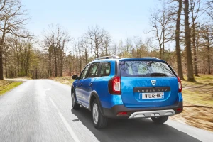 Logan MCV Stepway 2017