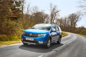 Logan MCV Stepway 2017