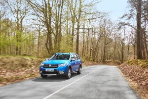 Logan MCV Stepway 2017